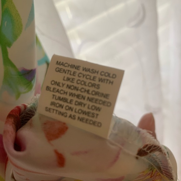 NY COLLECTION satin floral print top - Picture 3 of 5